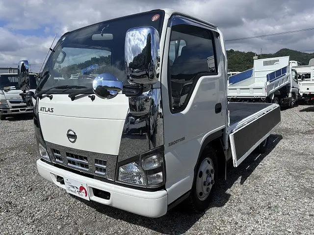 日産 アトラス PB-AKR81A(2WD)の写真9