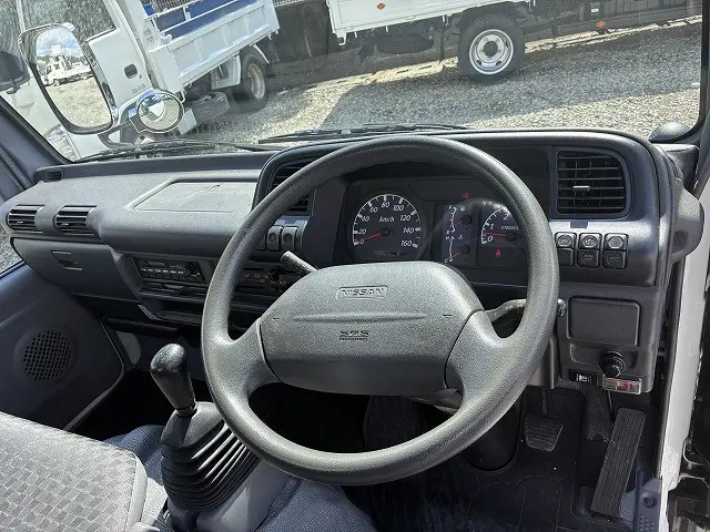 日産 アトラス PB-AKR81A(2WD)の写真28