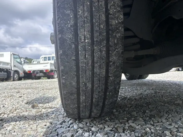日産 アトラス PB-AKR81A(2WD)の写真37