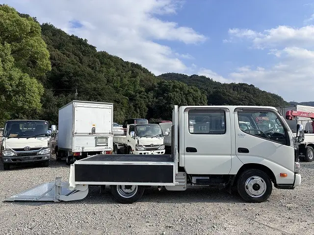 日野 デュトロ 2RG-XZU605M(2WD)の写真12
