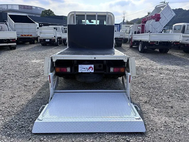 日野 デュトロ 2RG-XZU605M(2WD)の写真14