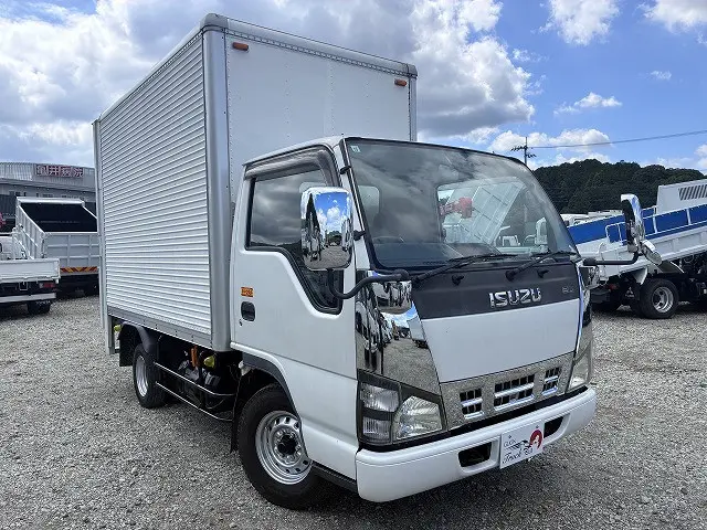いすゞ エルフ KR-NHR69N(2WD)の写真3