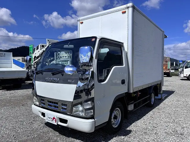 いすゞ エルフ KR-NHR69N(2WD)の写真9
