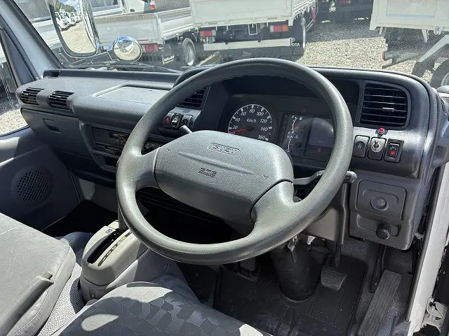 いすゞ エルフ KR-NHR69N(2WD)の写真35