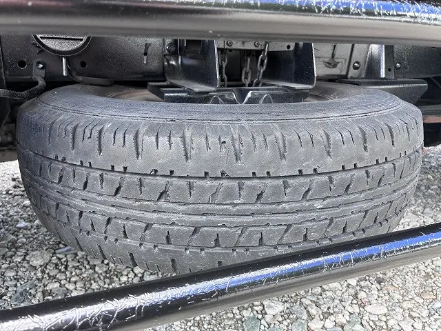 いすゞ エルフ KR-NHR69N(2WD)の写真41
