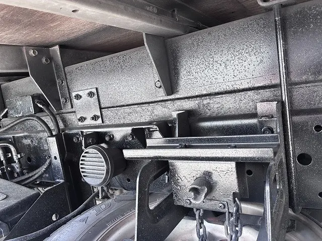 いすゞ エルフ KR-NHR69N(2WD)の写真42