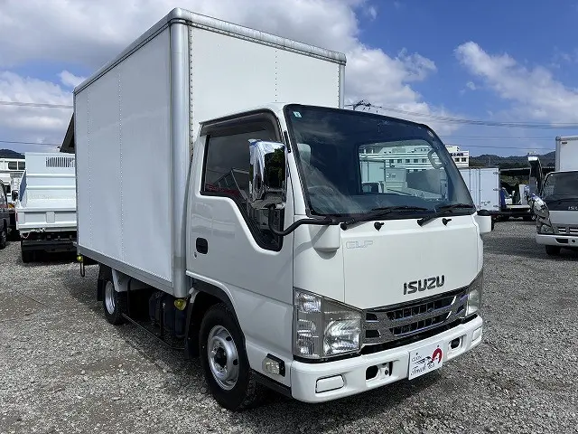 いすゞ エルフ BKG-NHR85N(2WD)の写真10