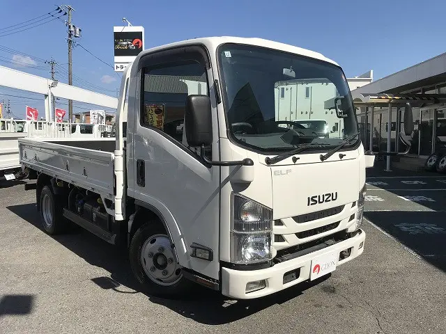 いすゞ エルフ 2RG-NMR88R(2WD)の写真3