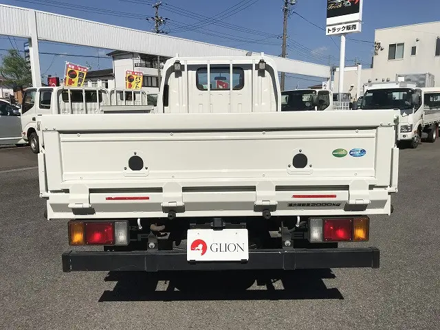 いすゞ エルフ 2RG-NMR88R(2WD)の写真7