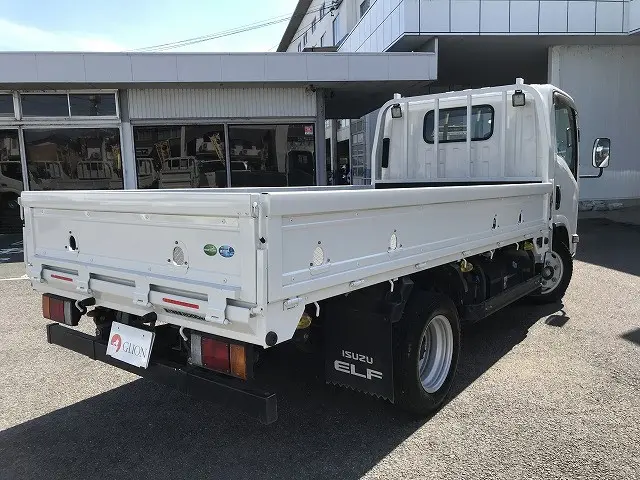 いすゞ エルフ 2RG-NMR88R(2WD)の写真8