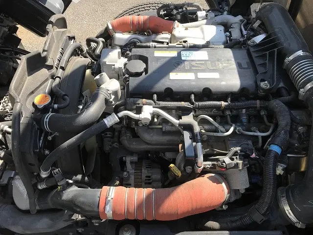 いすゞ エルフ 2RG-NMR88R(2WD)の写真18