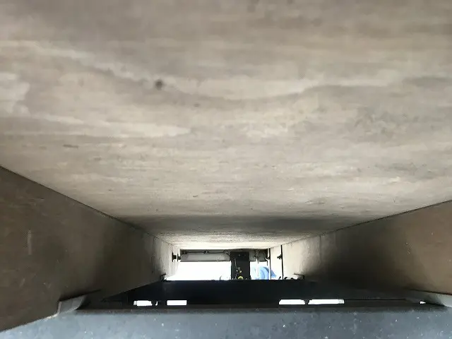 いすゞ エルフ 2RG-NMR88R(2WD)の写真40