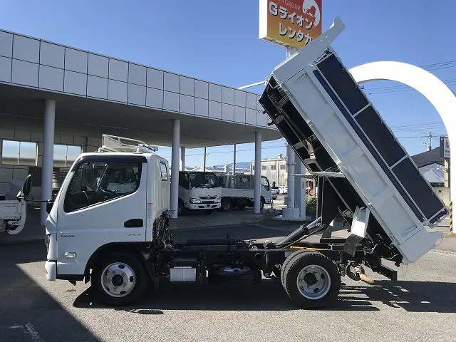 三菱 キャンター 2RG-FBA60(2WD)の写真7
