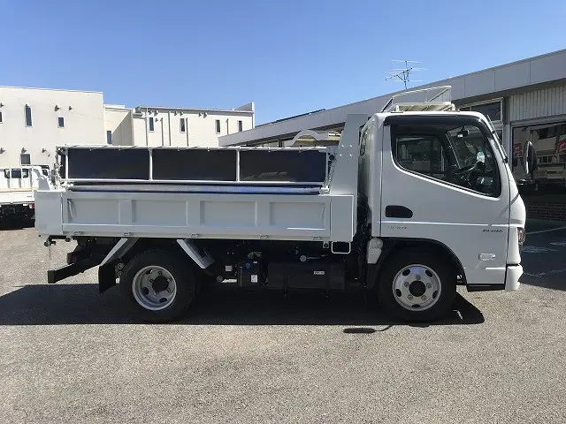 三菱 キャンター 2RG-FBA60(2WD)の写真16