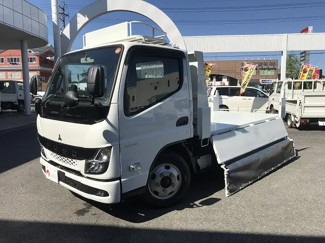 三菱 キャンター 2RG-FBA60(2WD)の写真17