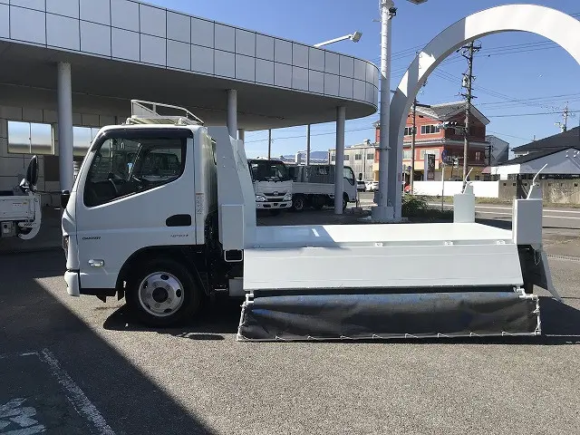 三菱 キャンター 2RG-FBA60(2WD)の写真22