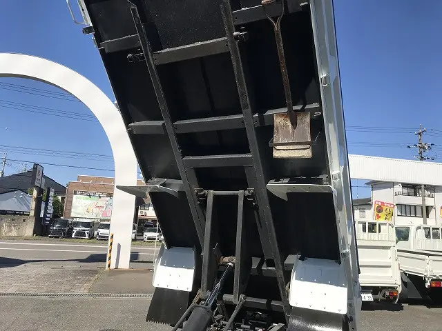 三菱 キャンター 2RG-FBA60(2WD)の写真40