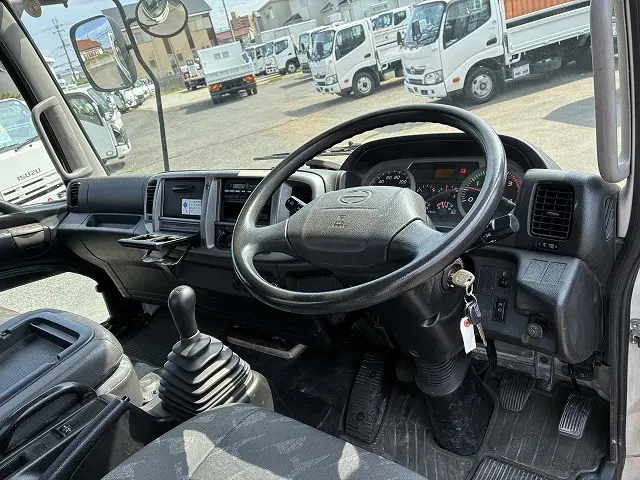 日野 レンジャー TKG-FC9JKAP(2WD)の写真32