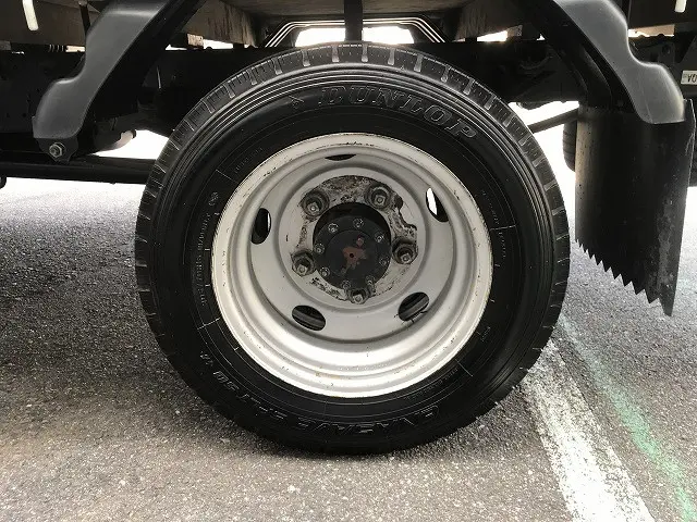 いすゞ エルフ TRG-NLR85AR(2WD)の写真26