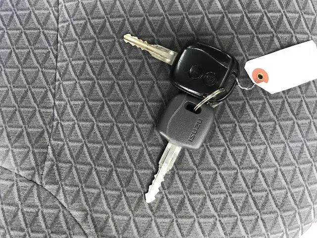 いすゞ エルフ TRG-NLR85AR(2WD)の写真40