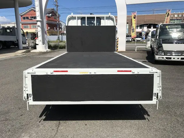 三菱 キャンター TPG-FBA20(2WD)の写真12