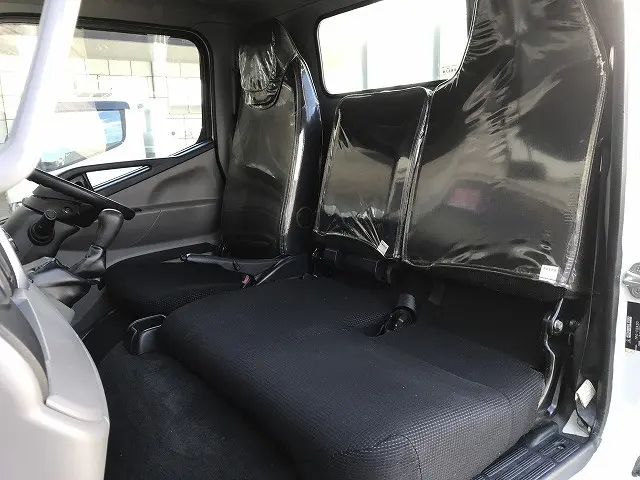 三菱 キャンター TPG-FBA20(2WD)の写真32