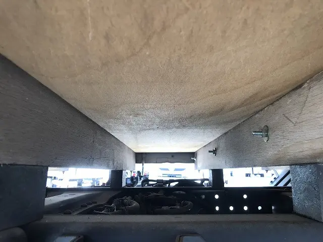 三菱 キャンター TPG-FBA20(2WD)の写真38