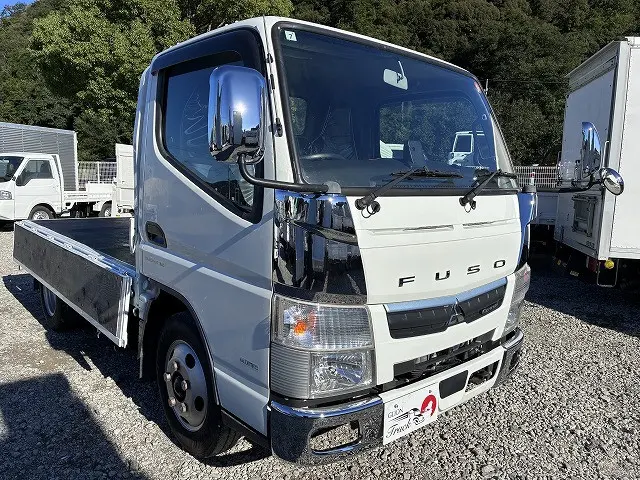 三菱 キャンター 2PG-FBAV0(2WD)の写真10