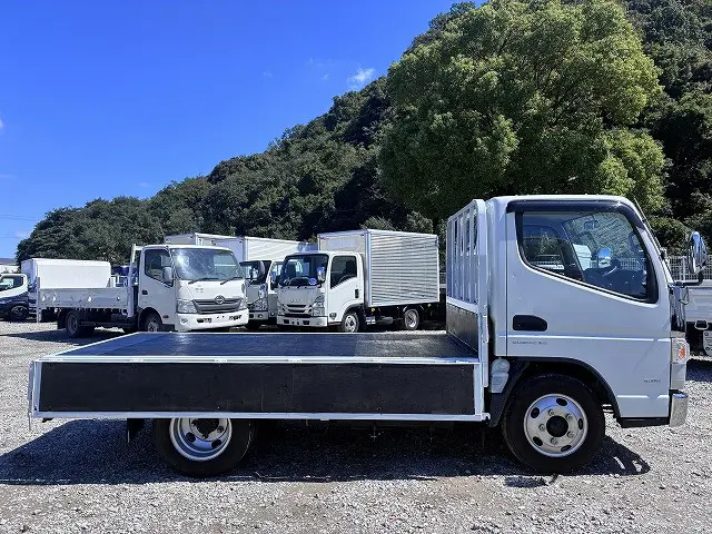 三菱 キャンター 2PG-FBAV0(2WD)の写真12