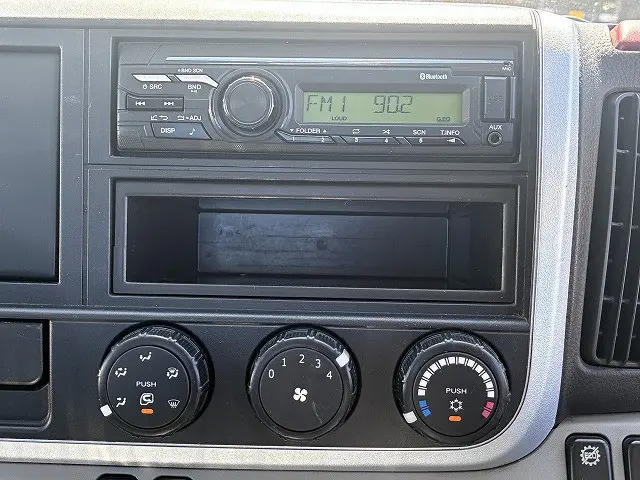 三菱 キャンター 2PG-FBAV0(2WD)の写真28