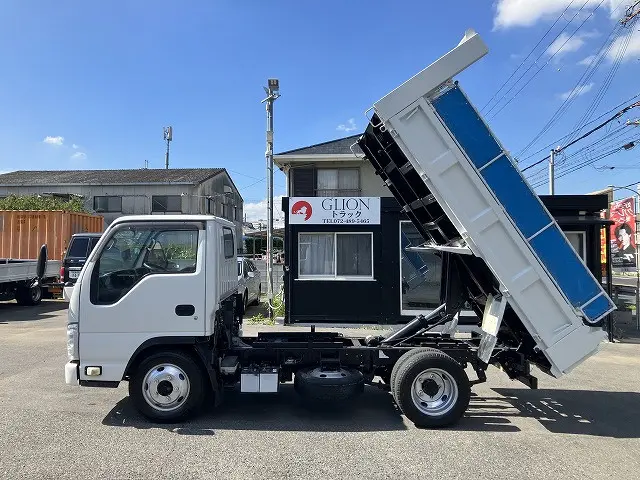 いすゞ エルフ 2RG-NKR88AN(2WD)の写真4
