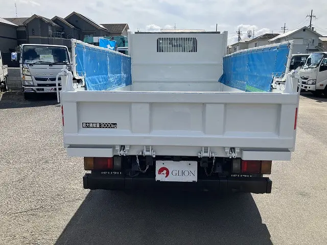 いすゞ エルフ 2RG-NKR88AN(2WD)の写真14