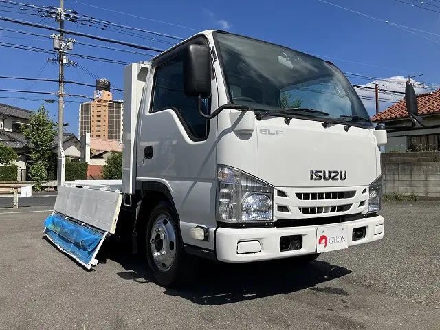 いすゞ エルフ 2RG-NKR88AN(2WD)の写真17