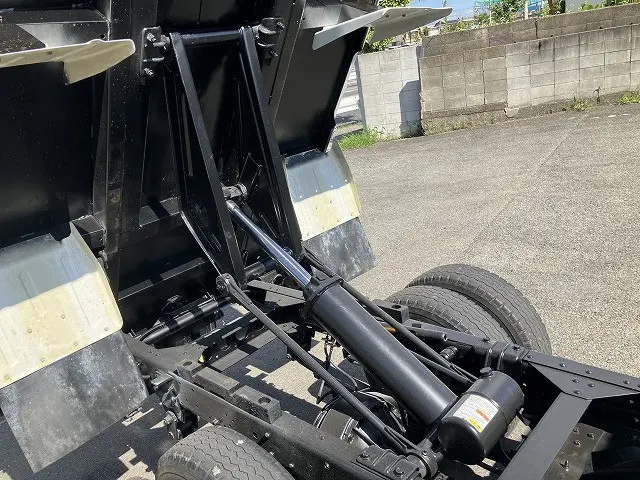 いすゞ エルフ 2RG-NKR88AN(2WD)の写真27