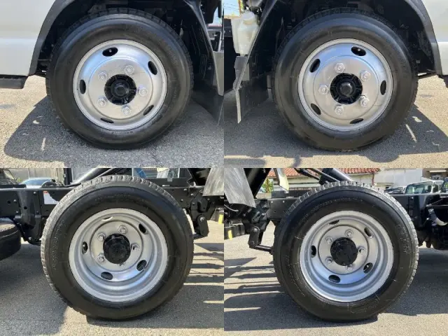 いすゞ エルフ 2RG-NKR88AN(2WD)の写真32