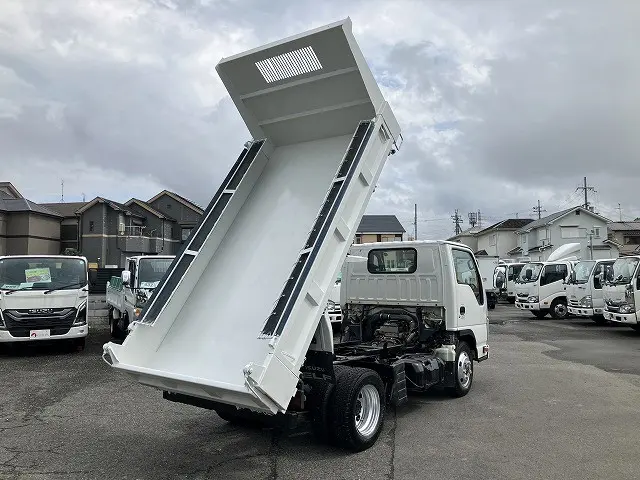 いすゞ エルフ TKG-NKS85AN(4WD)の写真8