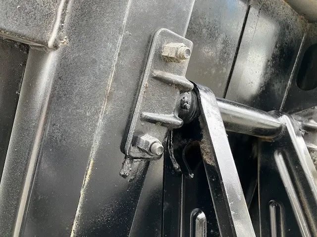 いすゞ エルフ TKG-NKS85AN(4WD)の写真28