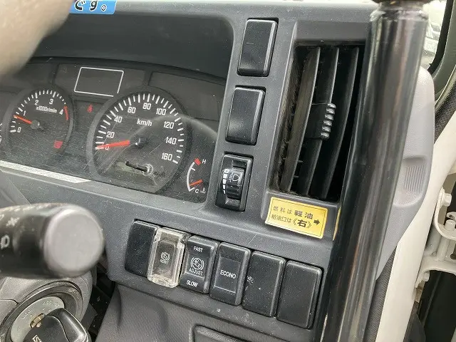 いすゞ エルフ TKG-NKS85AN(4WD)の写真40