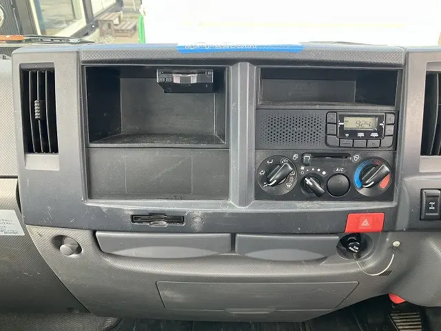 いすゞ エルフ TKG-NKS85AN(4WD)の写真34