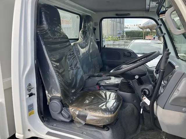 いすゞ エルフ TKG-NKS85AN(4WD)の写真39