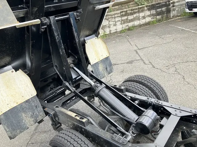 いすゞ エルフ TKG-NKS85AN(4WD)の写真46