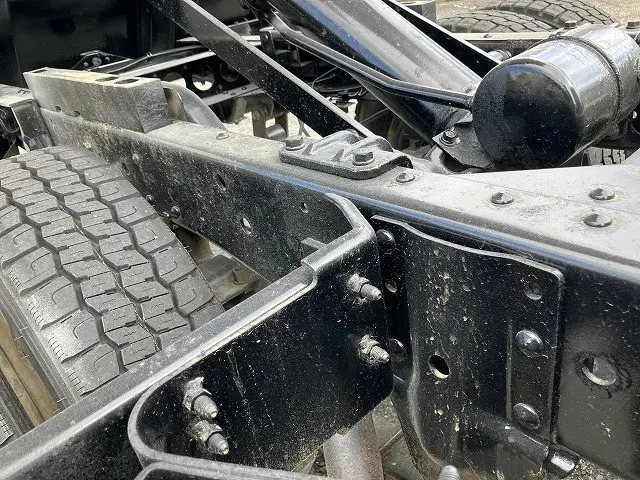 いすゞ エルフ TKG-NKS85AN(4WD)の写真48