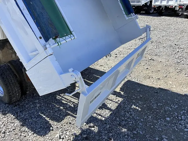 いすゞ エルフ BKG-NKR85AD(2WD)の写真25