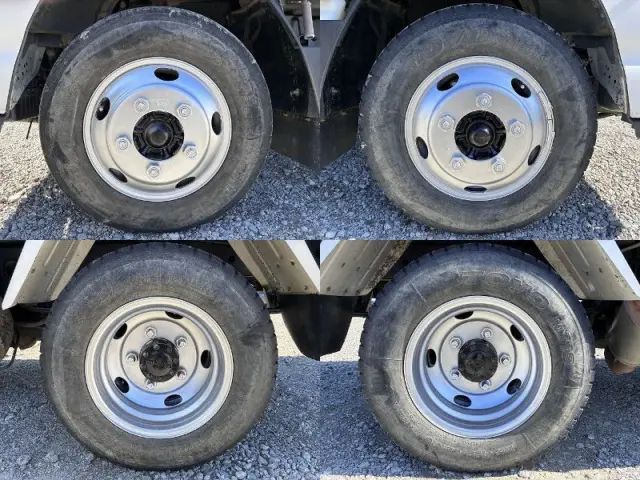 いすゞ エルフ BKG-NKR85AD(2WD)の写真27
