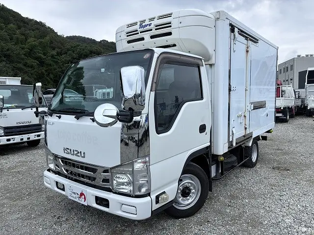 いすゞ エルフ TPG-NHR85AN(2WD)の写真1