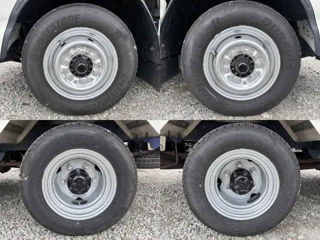 いすゞ エルフ TPG-NHR85AN(2WD)の写真17