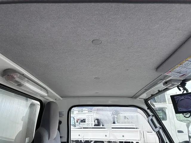 いすゞ エルフ TPG-NHR85AN(2WD)の写真31