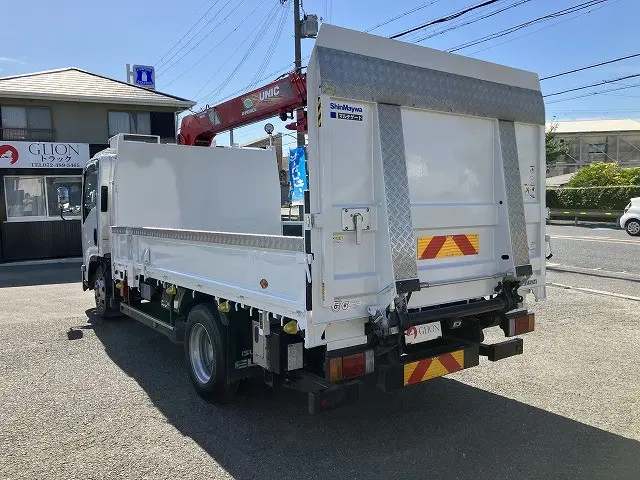 いすゞ エルフ TPG-NPR85AR(2WD)の写真6