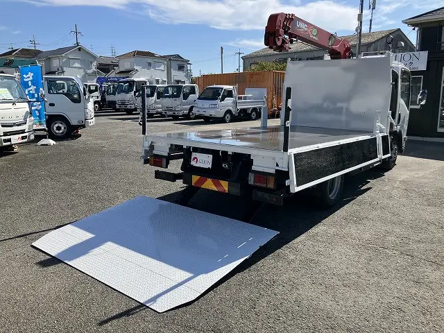 いすゞ エルフ TPG-NPR85AR(2WD)の写真15