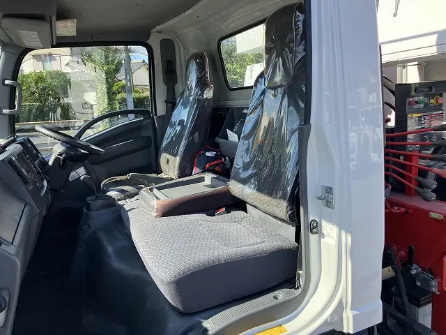 いすゞ エルフ TPG-NPR85AR(2WD)の写真33